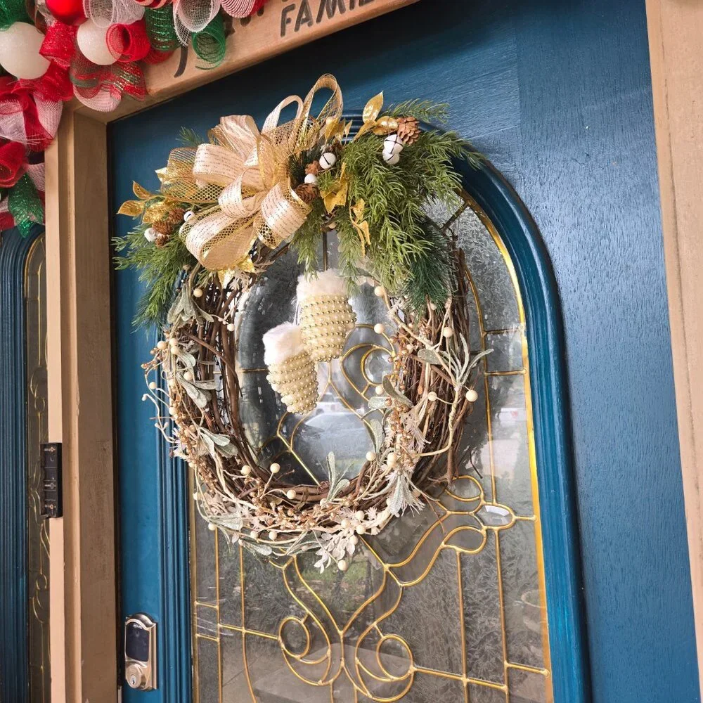 Golden Winter Wreath
